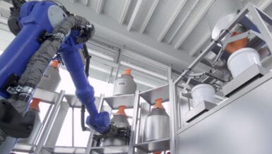 AZOROLOL®：基于机器人的原料自动化